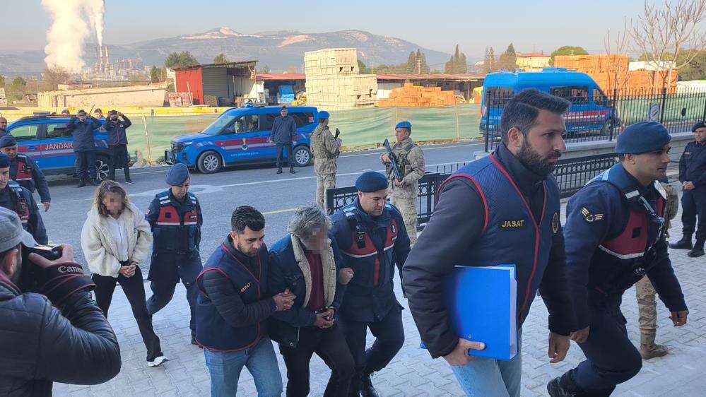 Yaşlı çiftin altınları için yakılarak öldürüldüğü belirlendi! 6 zanlıdan biri torun 1